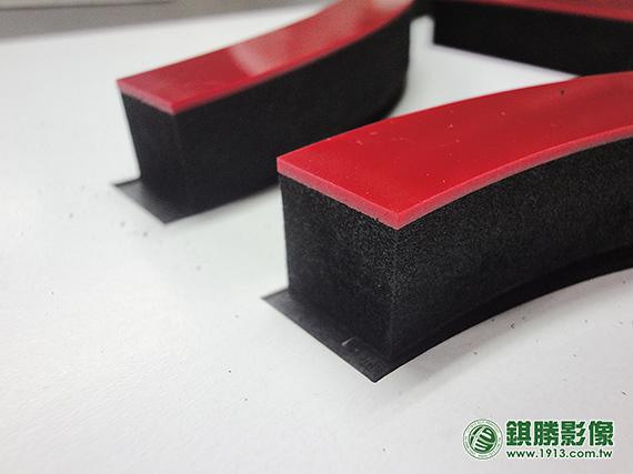 FN05004 明志科大壓克力泡棉字－產品照片 2