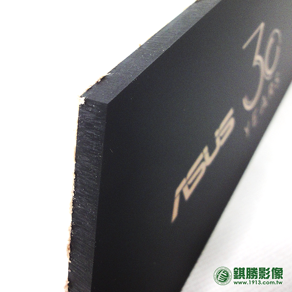 ACB07001 30年紀念展示牌－【厚度】