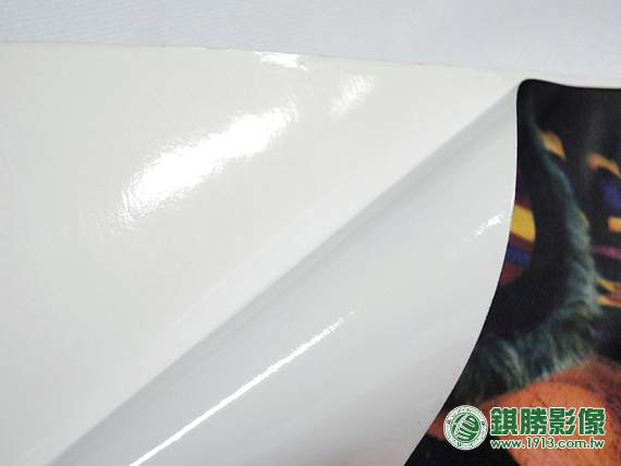 WA0103 PVC背膠－具有膠性，可黏貼。