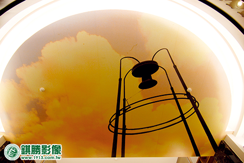 RE01001 夕陽天空－(地點：臺灣大學圖書館天花板)